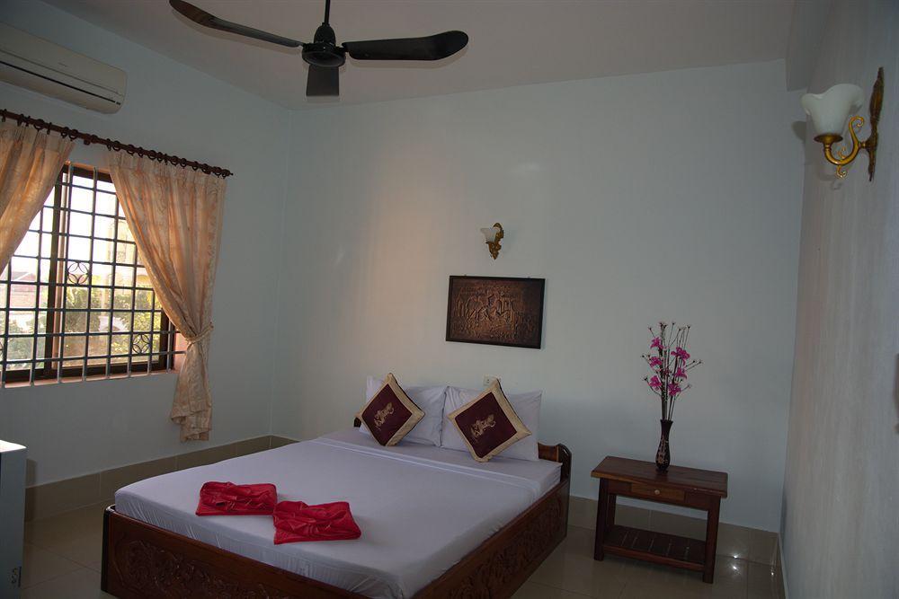 Hotel Tropical Breeze Ciudad de Siem Riep Exterior foto