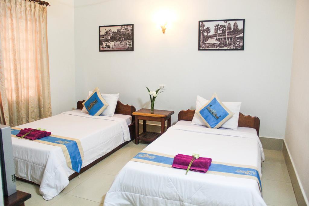 Hotel Tropical Breeze Ciudad de Siem Riep Exterior foto