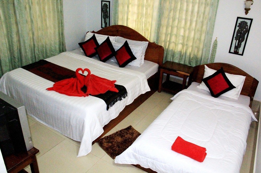 Hotel Tropical Breeze Ciudad de Siem Riep Exterior foto