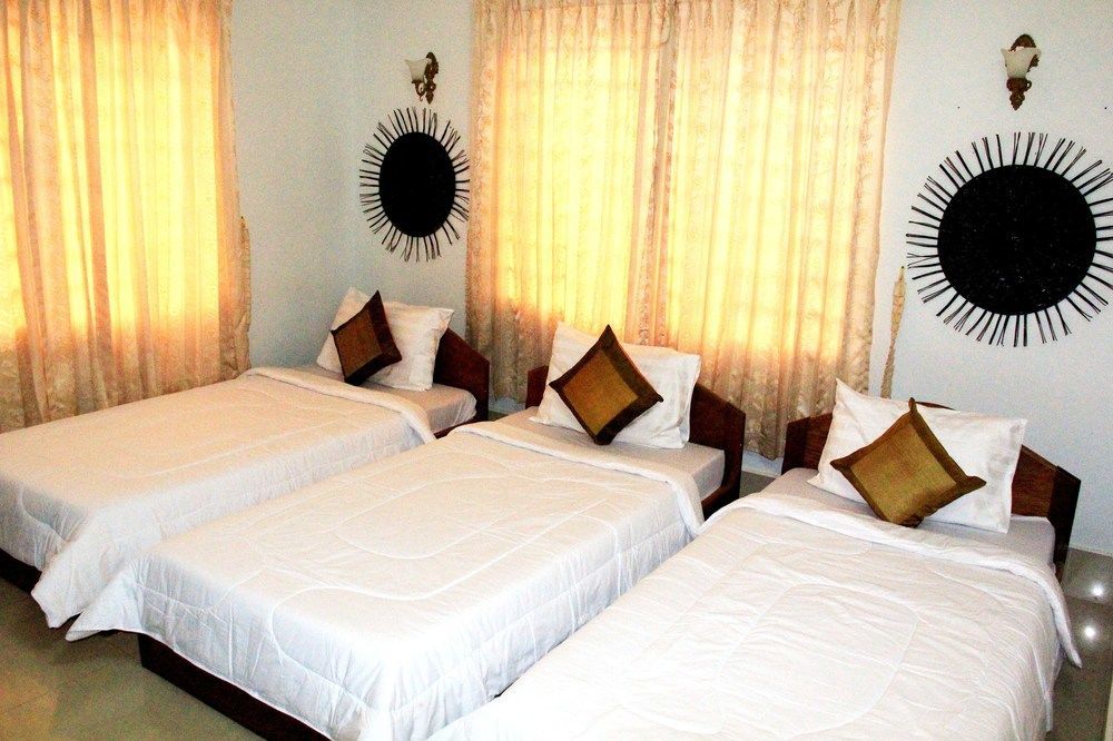 Hotel Tropical Breeze Ciudad de Siem Riep Exterior foto