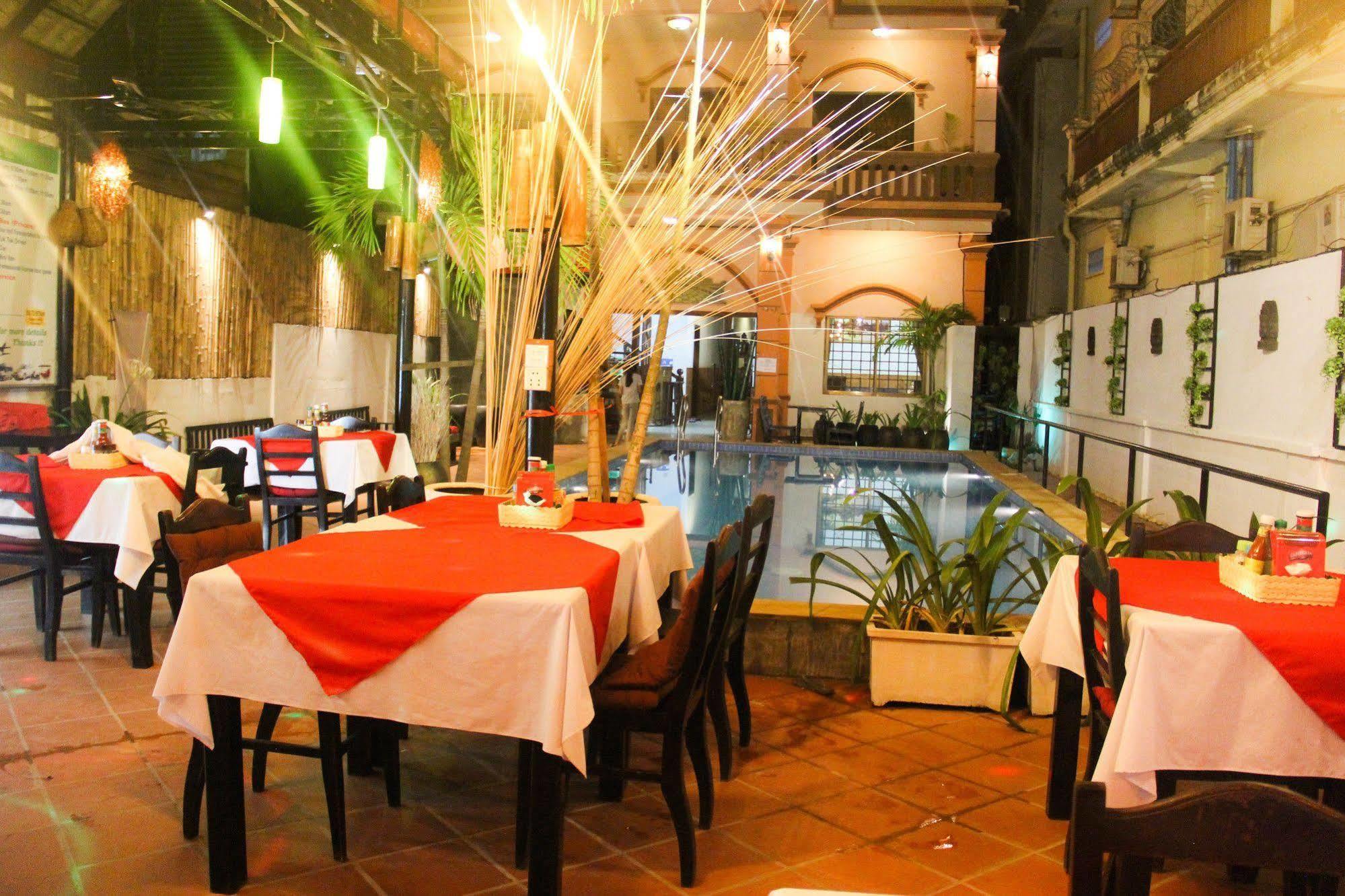 Hotel Tropical Breeze Ciudad de Siem Riep Exterior foto